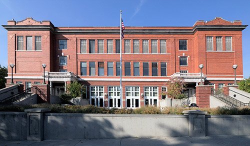 Moscow_High_School_Building_(now_the_1912_Center),_Moscow,_Idaho